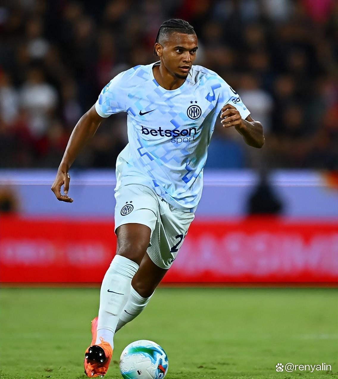 关于马赛抢先登顶，球队实力令人瞩目的信息