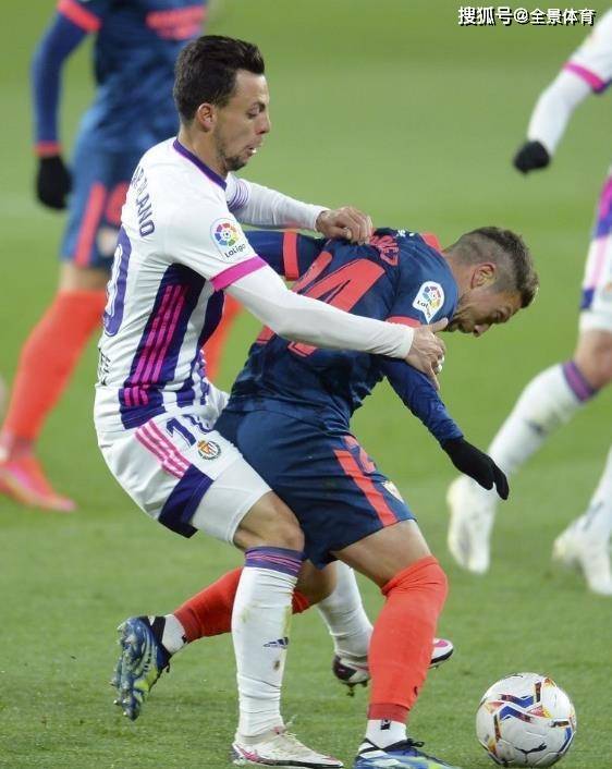 皇马客场失利，落后积分榜领跑者 
