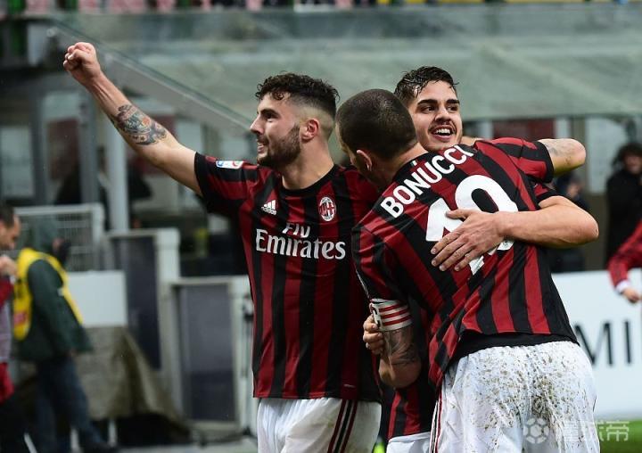 AC米兰客场大胜切沃,稳坐前四的简单介绍 AC米兰客场大胜切沃,稳坐前四的简单介绍